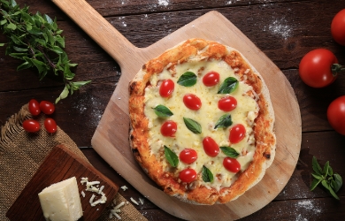 Orkiszowe ciasto na pizzę